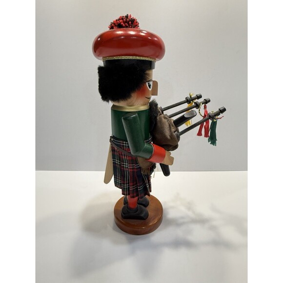Vintage German Steinbach Chubby Scottish Bagpiper Nutcracker Christmas 15" - Picture 3 of 12